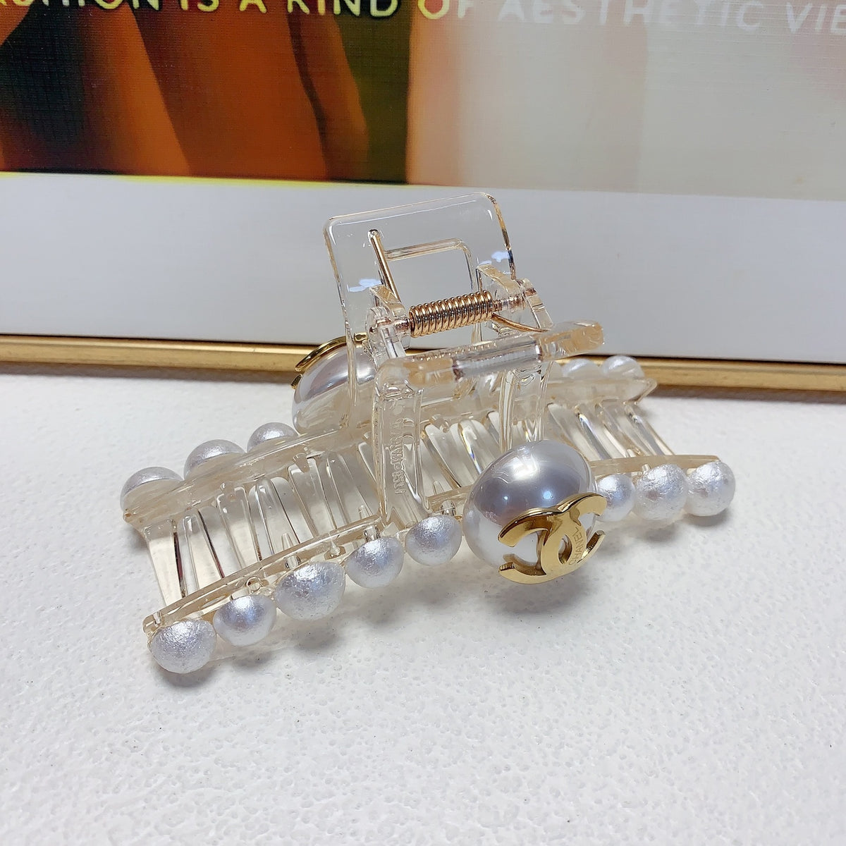 Pearl Hair Clip – Pearl Detail – Design 003 side detail