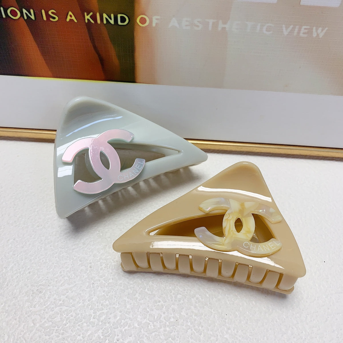 Signature Emblem Hair Clip – Design 009 main product view