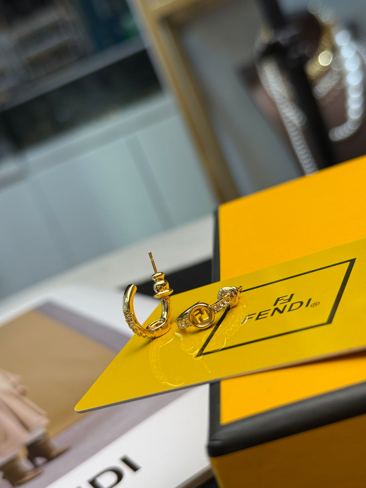 Double-G Emblem Statement Earrings in Gold-Tone – Vintage Detail side detail