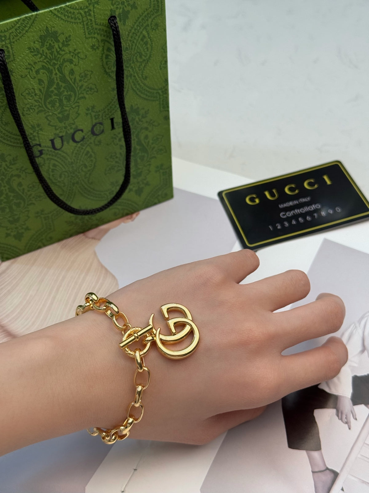 Double-G Emblem Bracelet in Polished Metal-Tone – Vintage Detail – Design 009 main product view