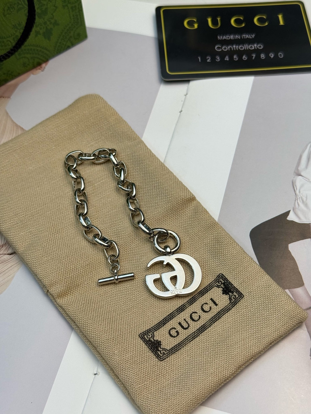 Double-G Emblem Bracelet in Polished Metal-Tone – Vintage Detail – Design 008 main product view