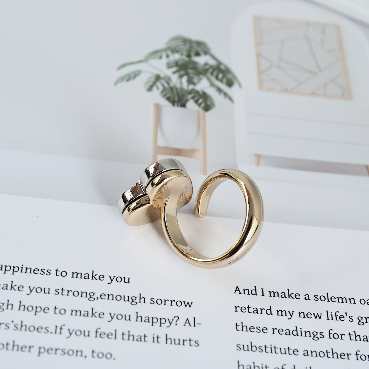 Double-C Emblem Statement Ring in Polished Metal-Tone – Heart Detail – Design 003 side detail