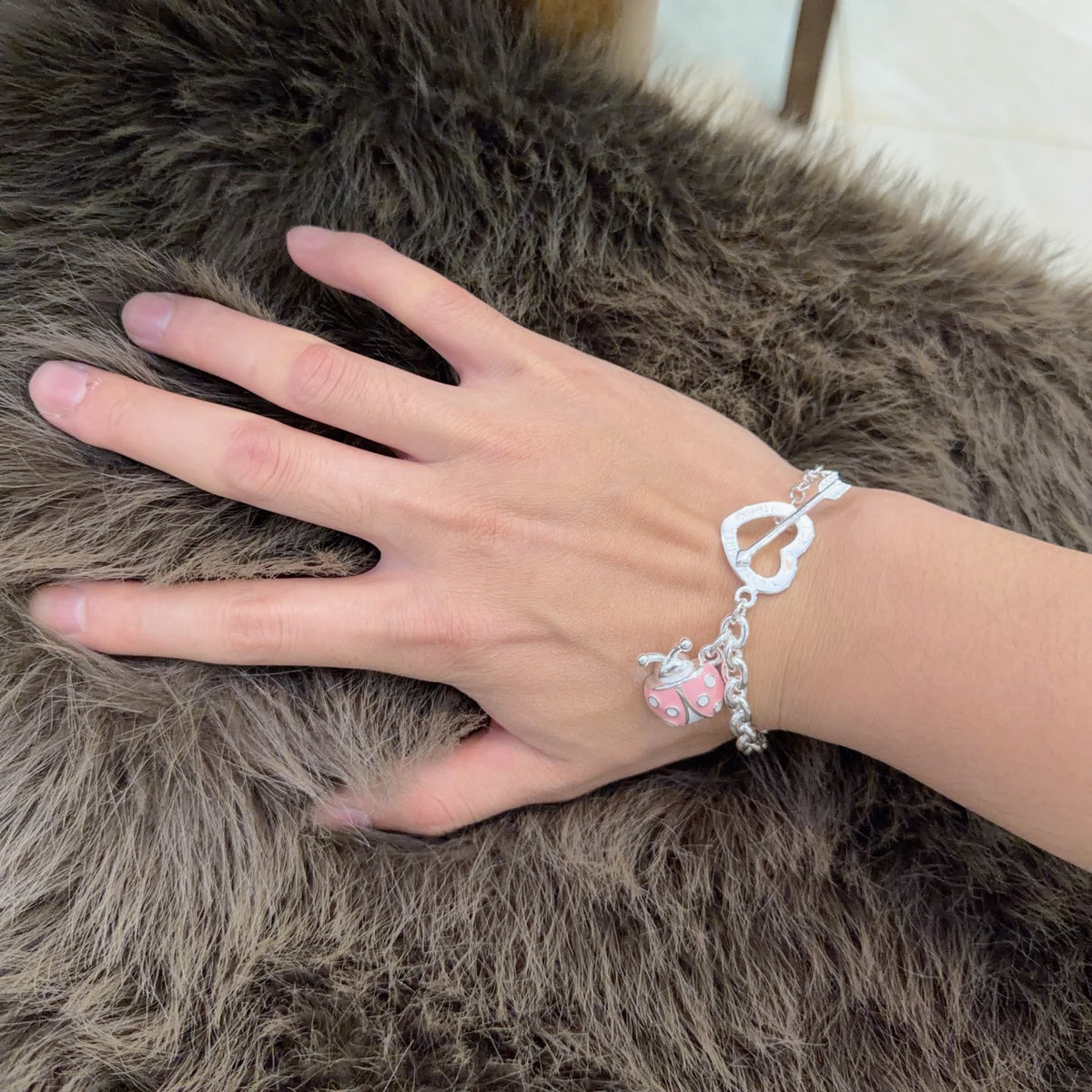 Signature Motif Bracelet in Silver-Tone – Vintage Detail – Design 72 detail view