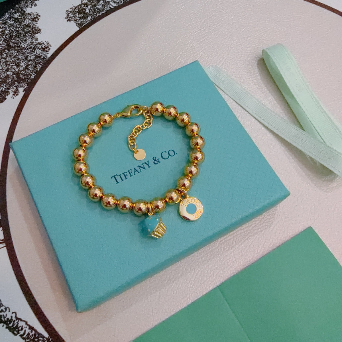Signature Motif Bracelet in Silver-Tone – Vintage Detail – Design 71 main product view