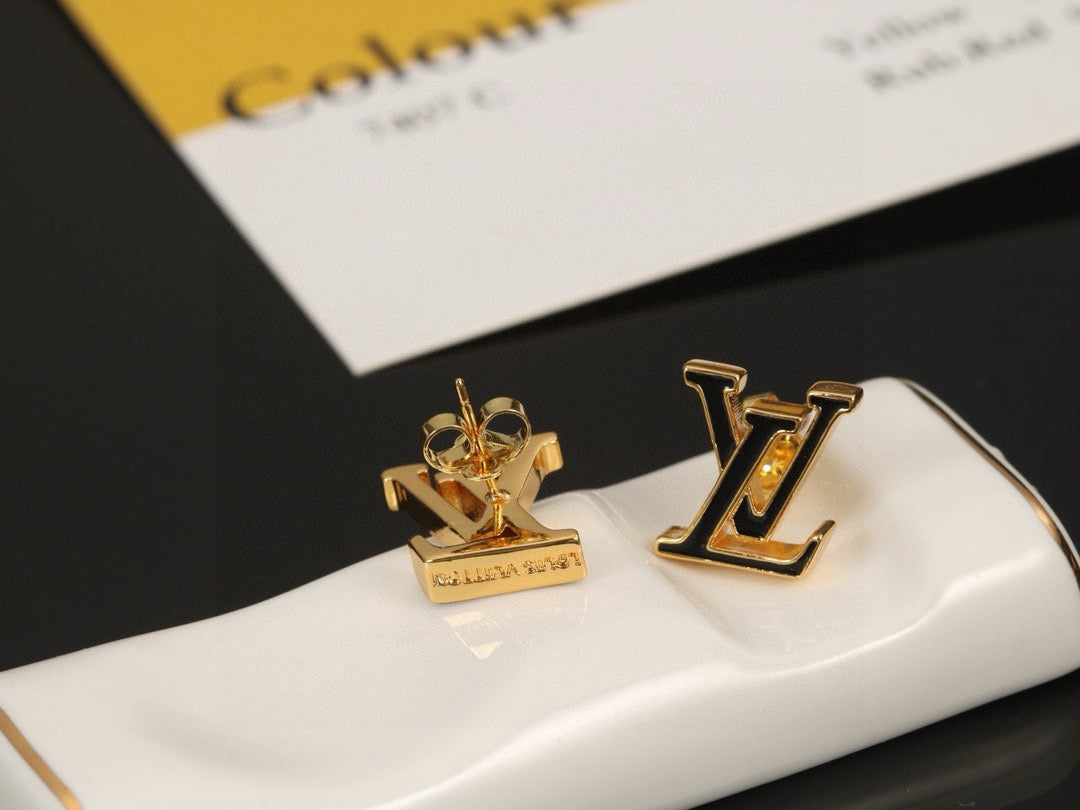 Letter Emblem Stud Earrings in Polished Metal-Tone – Design 007 close-up detail