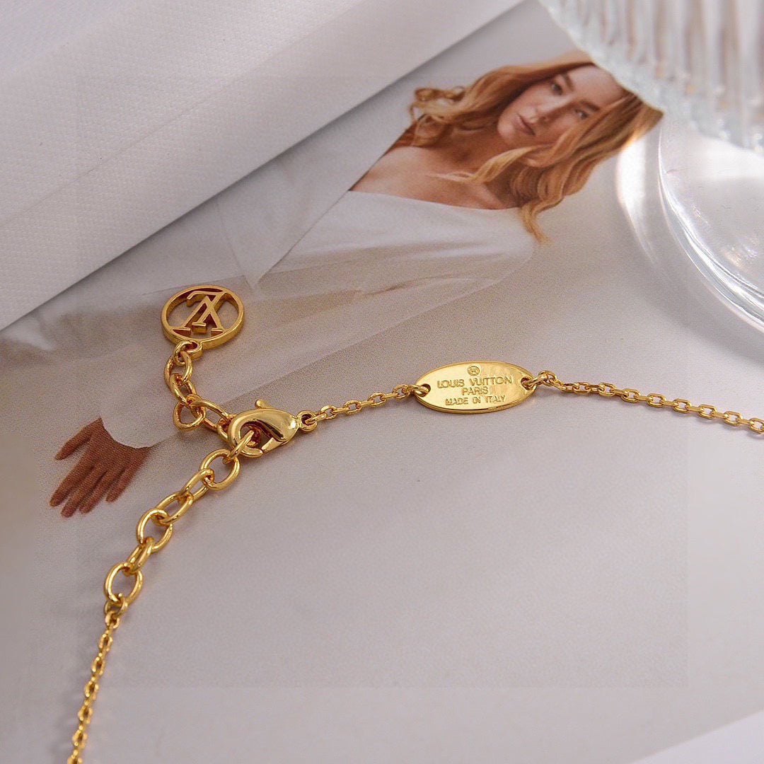 Geometric Emblem Pendant Necklace in Polished Metal-Tone – Design 032 main product view