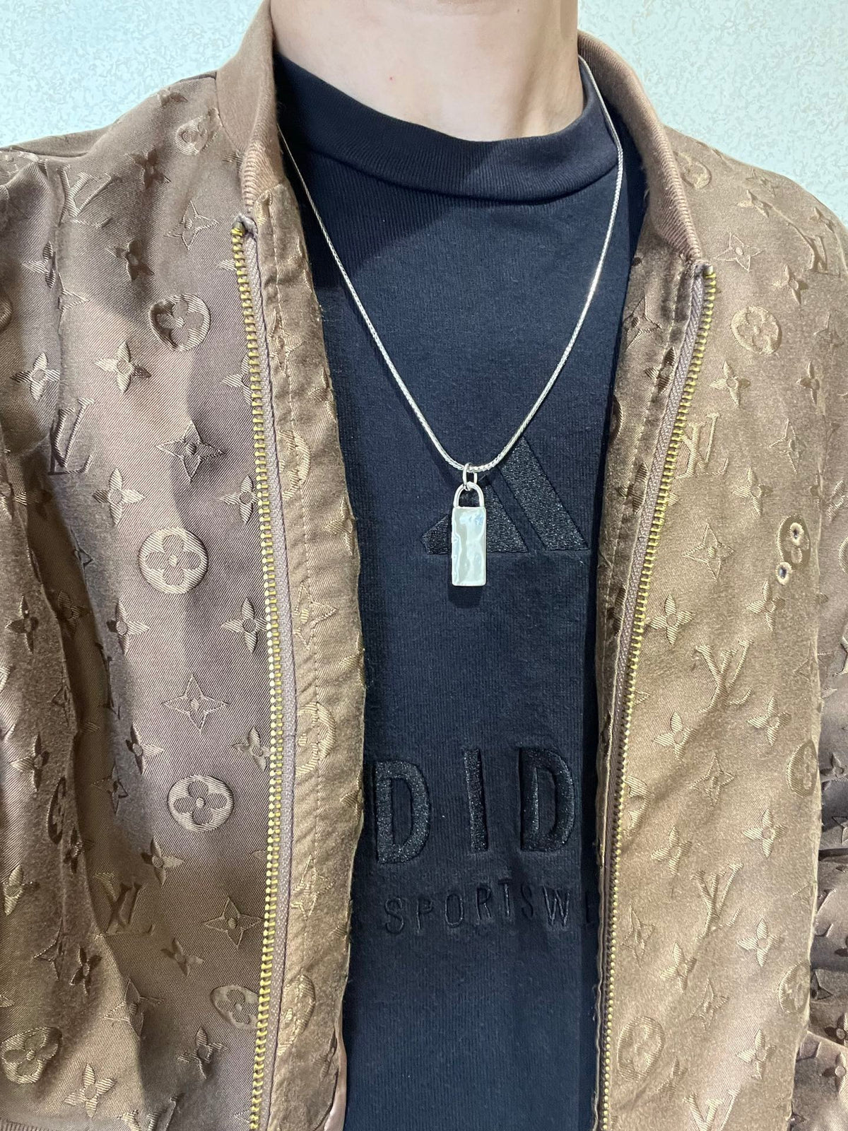 Double-G Emblem Pendant Necklace in Polished Metal-Tone – Design 186 front product view