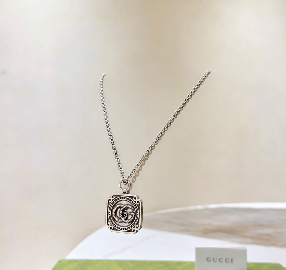 Double-G Emblem Pendant Necklace in Silver-Tone – Vintage Detail – Design 009 side detail