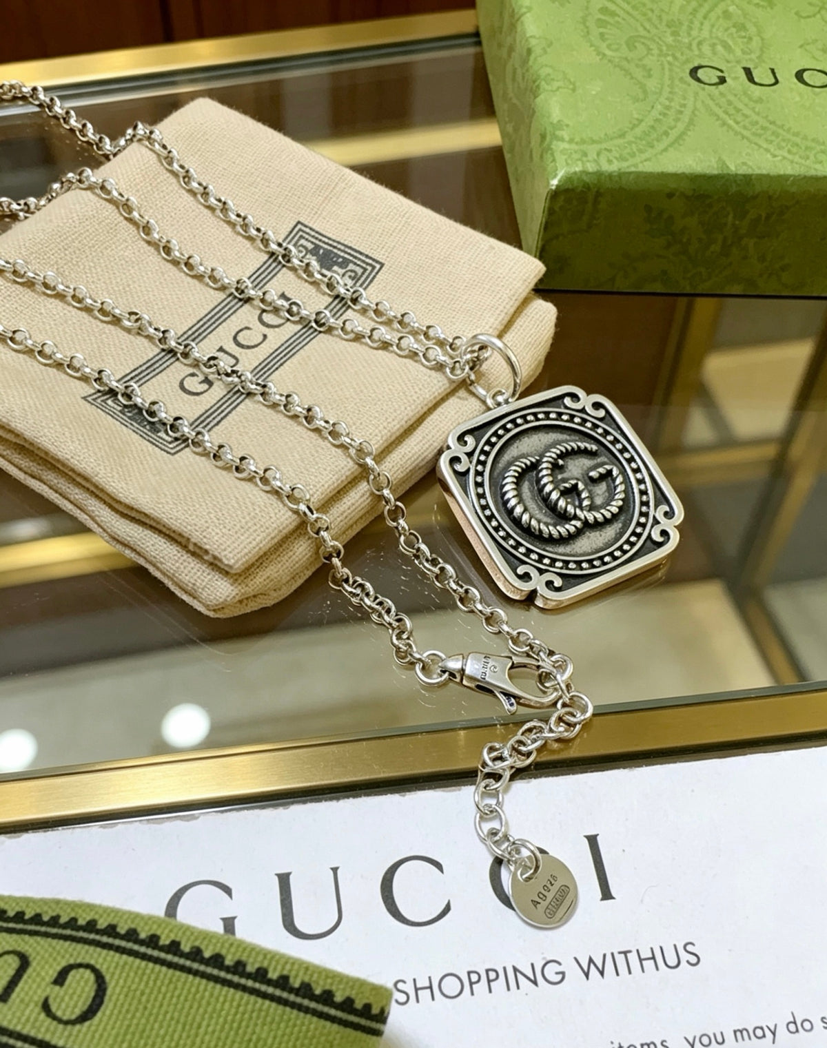 Double-G Emblem Pendant Necklace in Silver-Tone – Vintage Detail – Design 009 close-up detail
