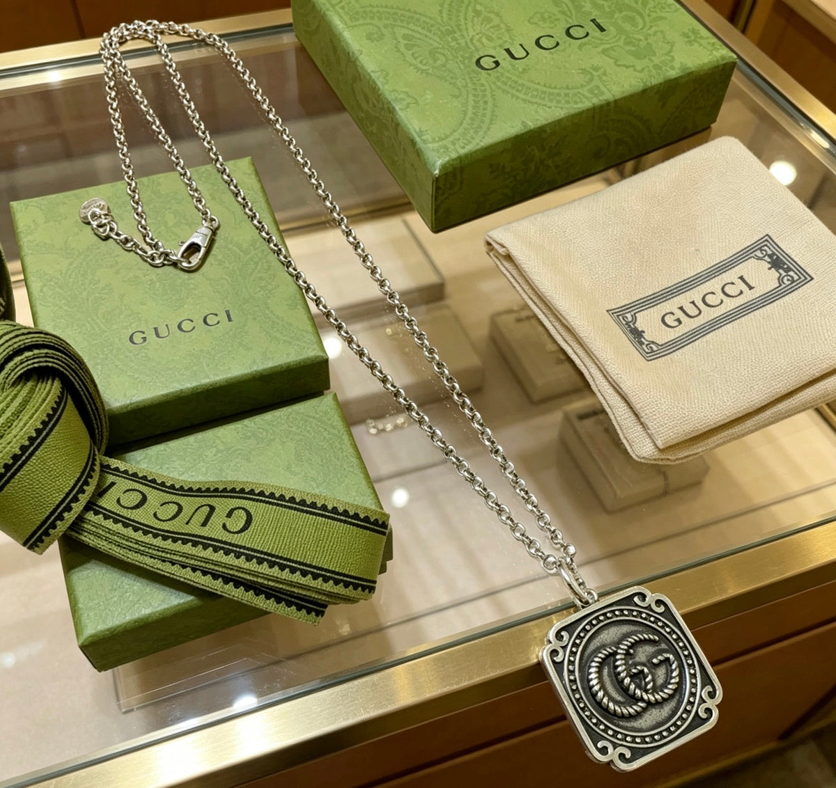 Double-G Emblem Pendant Necklace in Silver-Tone – Vintage Detail – Design 009 front product view