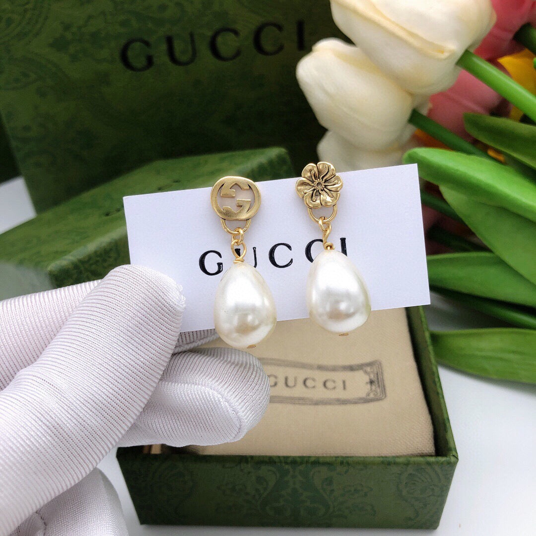 Double-G Emblem Statement Earrings in Polished Metal-Tone – Design 002 front product view