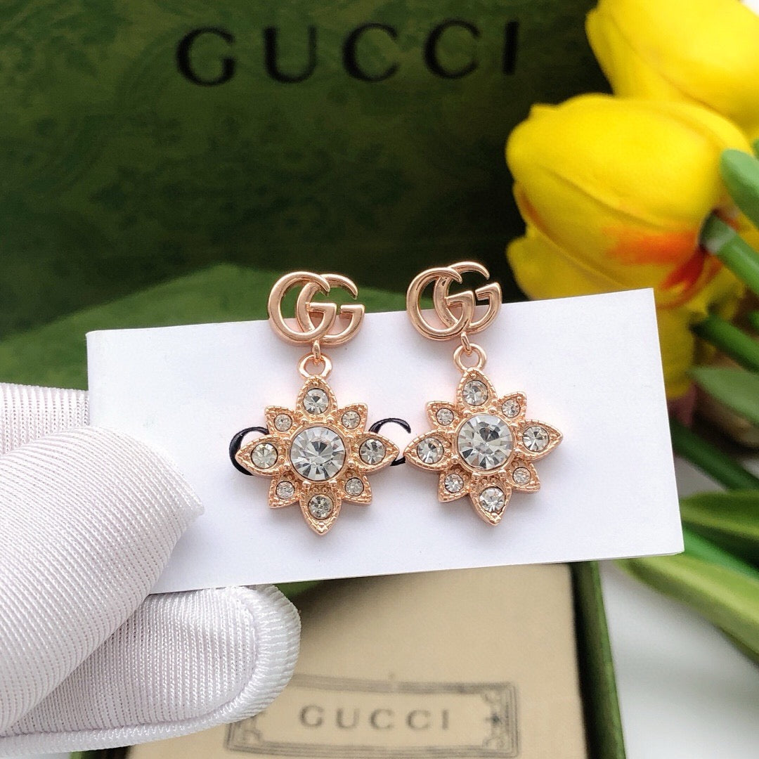 Floral Jewelry Accessory in Rose-Gold-Tone main product view