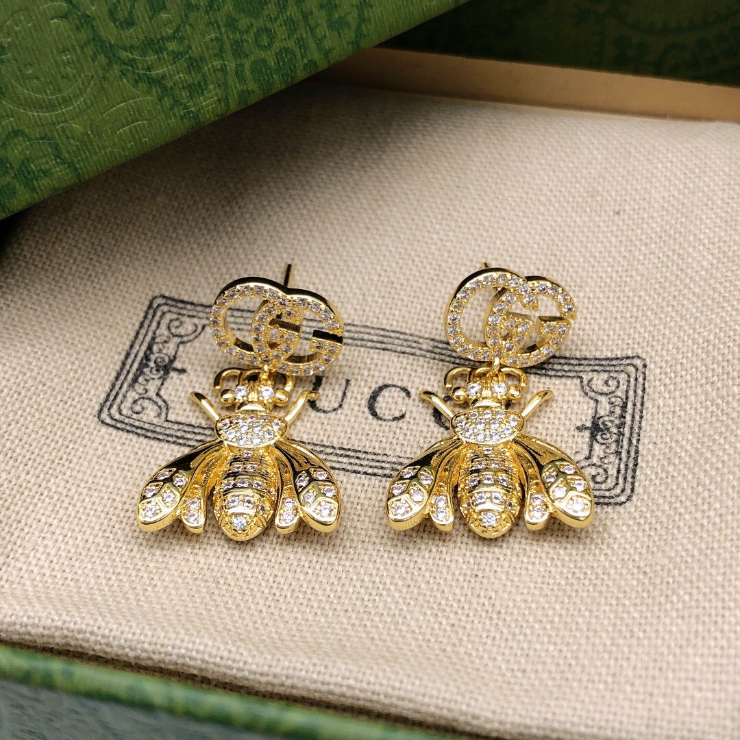 Bee Statement Earrings in Polished Metal-Tone – Bee Detail side detail