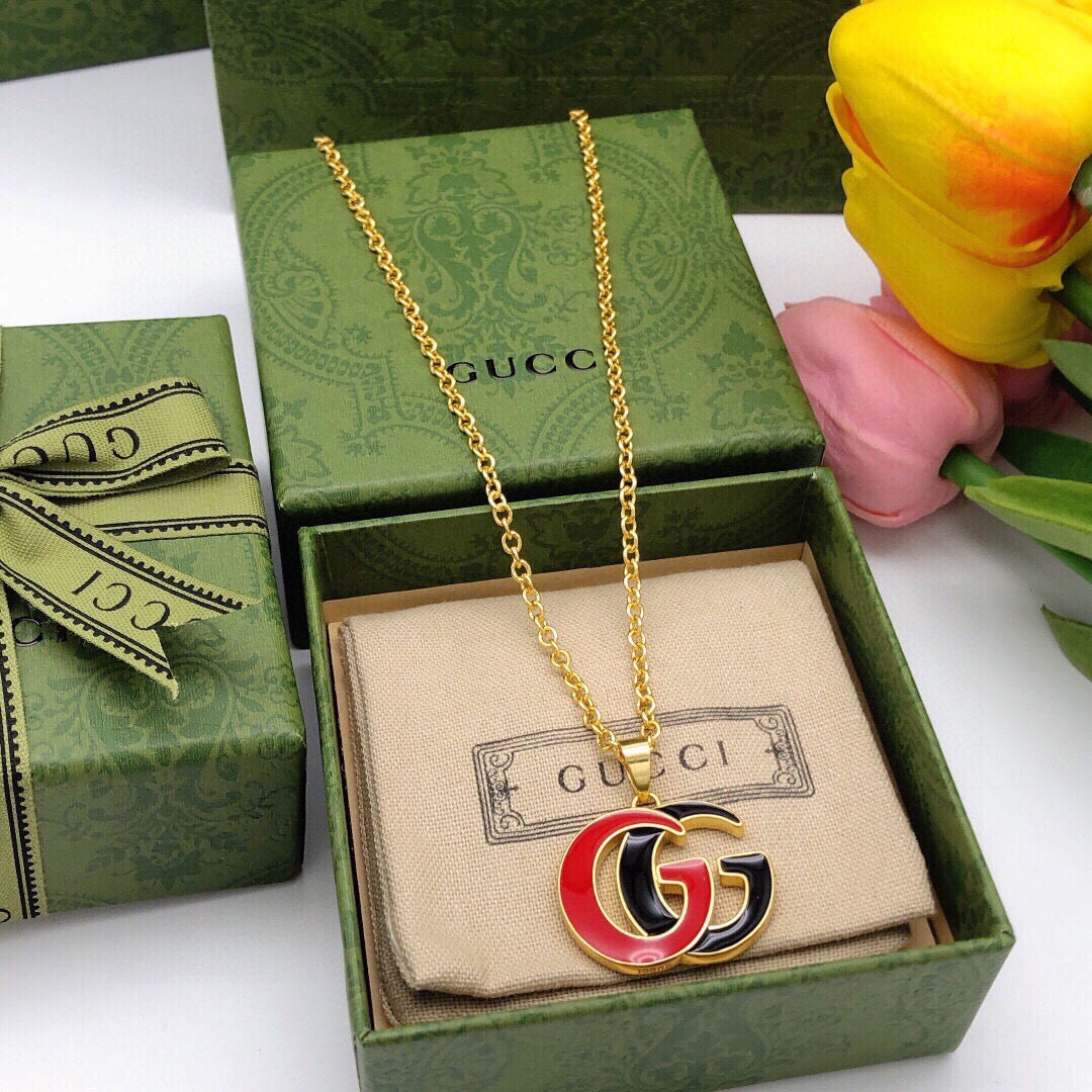 Double-G Emblem Pendant Necklace in Polished Metal-Tone – Design 090 front product view