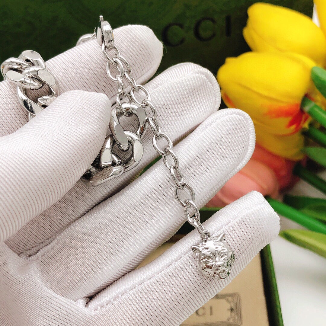 Double-G Emblem Pendant Necklace in Silver-Tone – Design 019 main product view