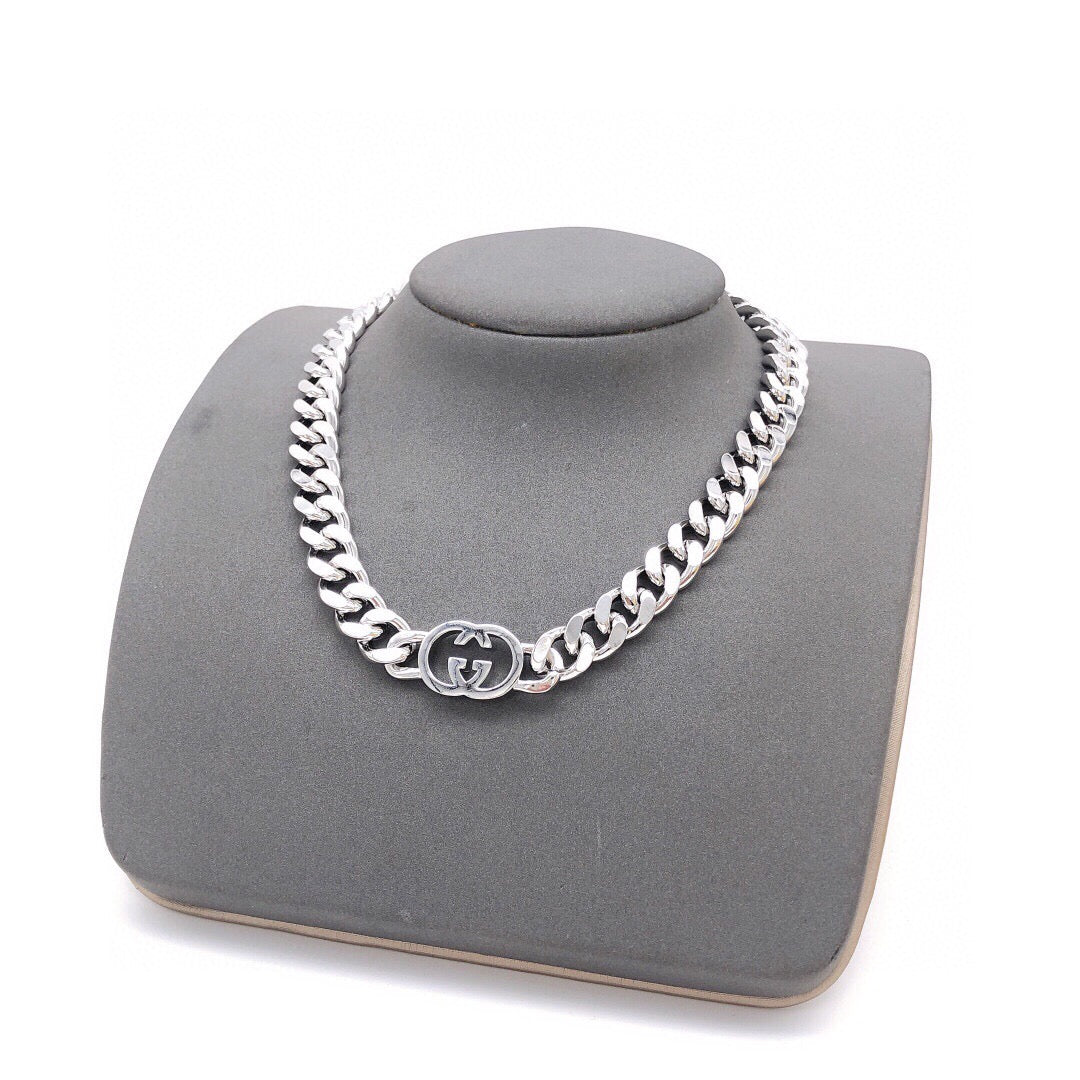Double-G Emblem Pendant Necklace in Silver-Tone – Design 019 main product view