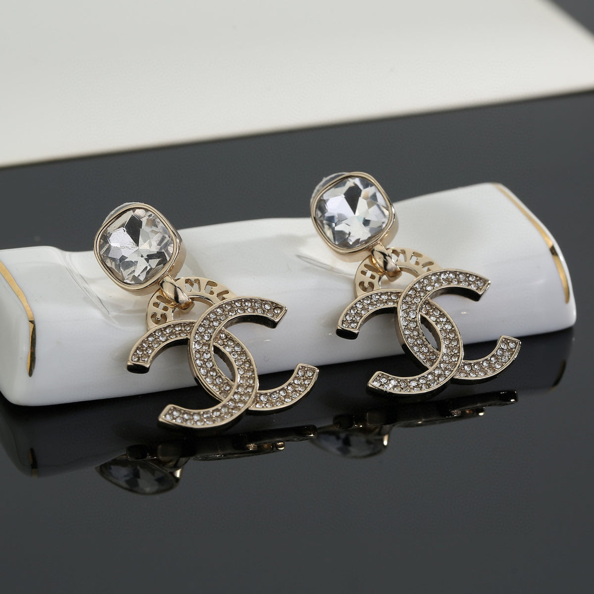 Double-C Emblem Stud Earrings in Gold-Tone – Design 034 side detail