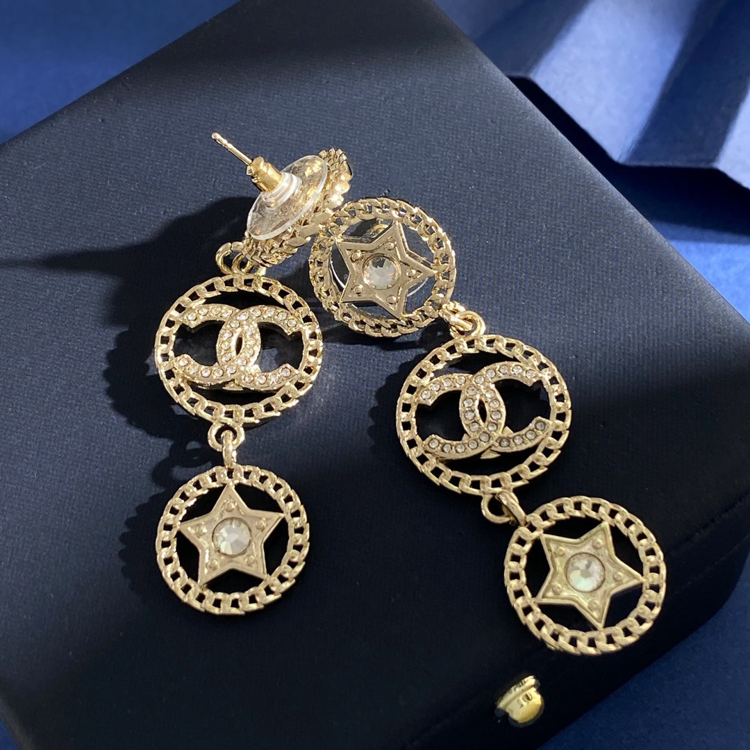 Double-C Emblem Stud Earrings in Gold-Tone – Star Detail – Design 009 close-up detail
