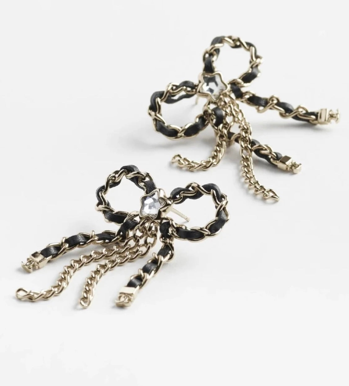 Star Stud Earrings in Gold-Tone – Star Detail – Design 007 front product view