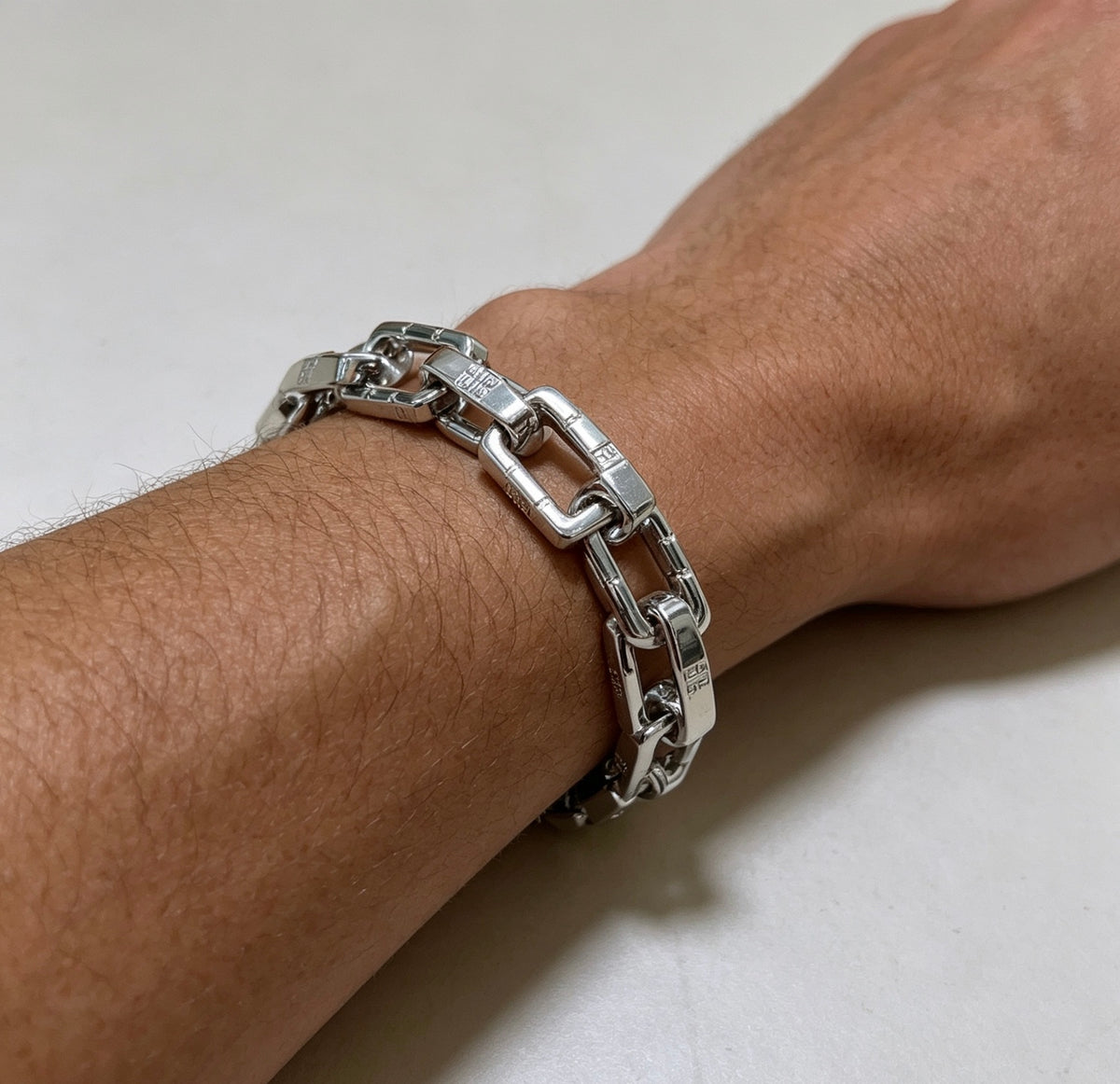 Floral Bracelet in Gold-Tone – Design 005 styled product view