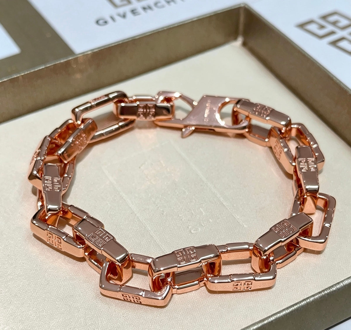 Floral Bracelet in Gold-Tone – Design 010 styled product view