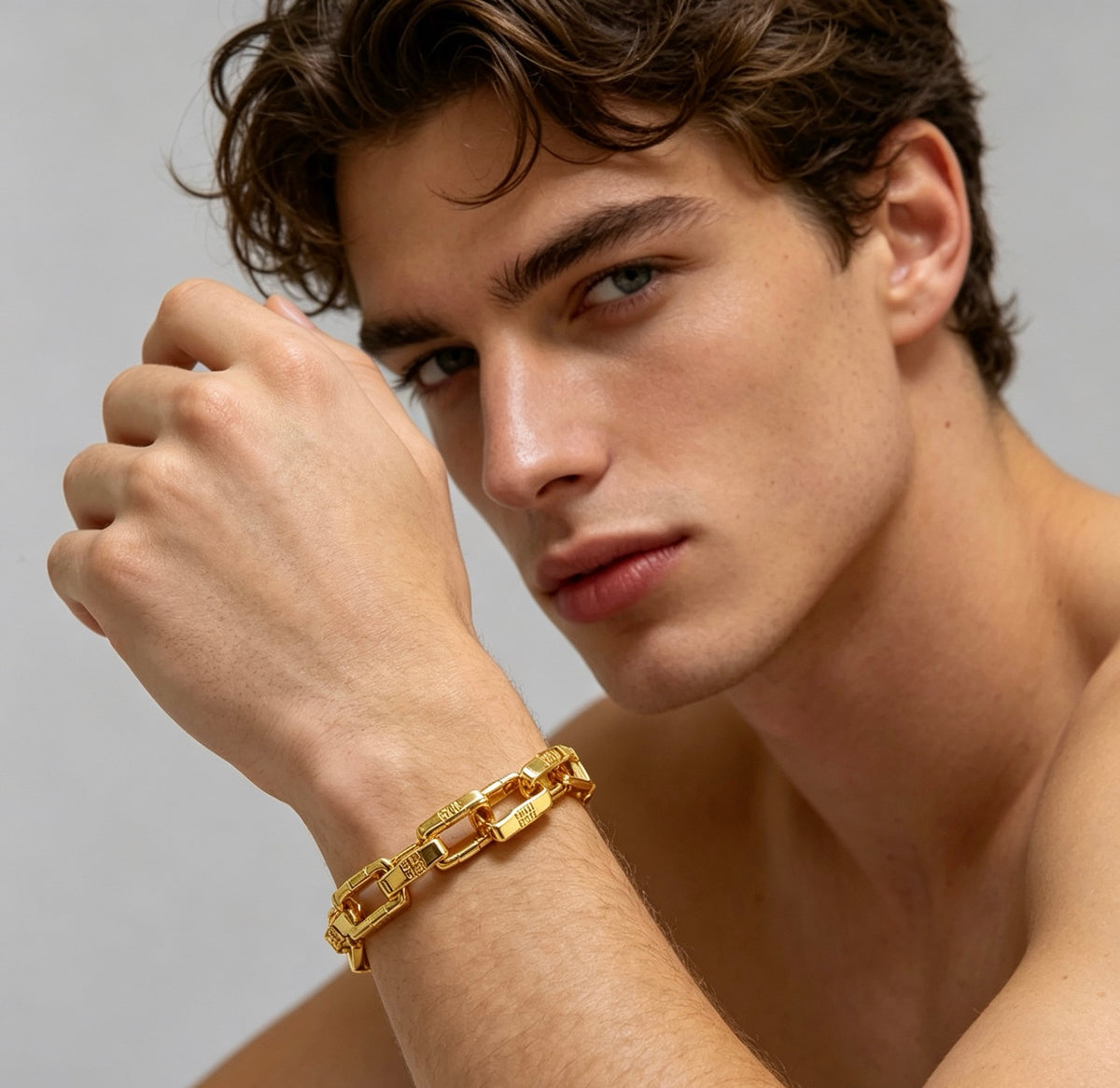 Floral Bracelet in Gold-Tone – Design 001 detail view