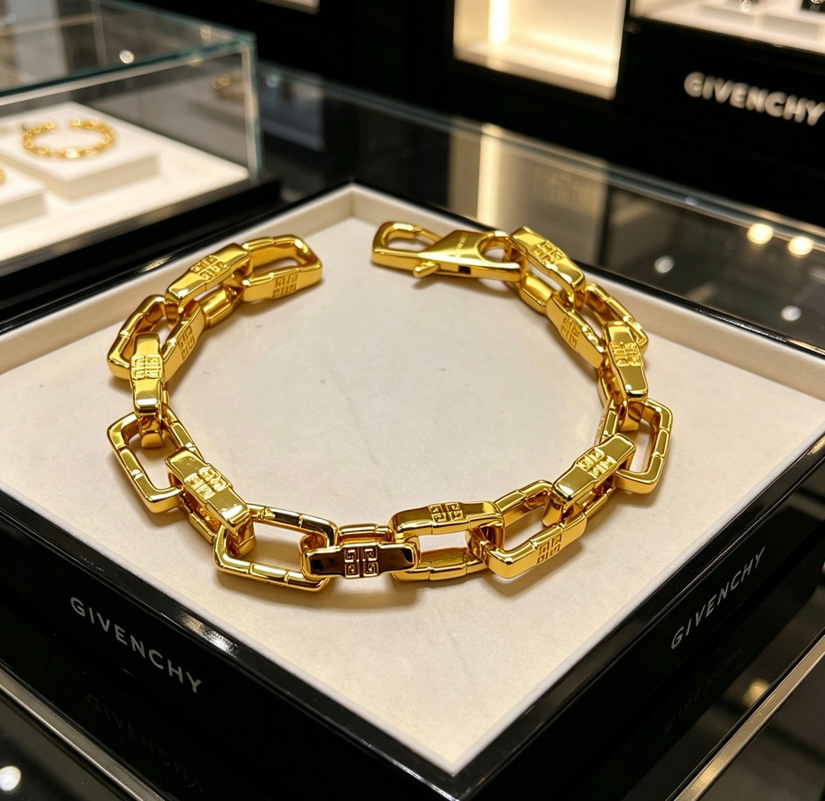 Floral Bracelet in Gold-Tone – Design 007 side detail