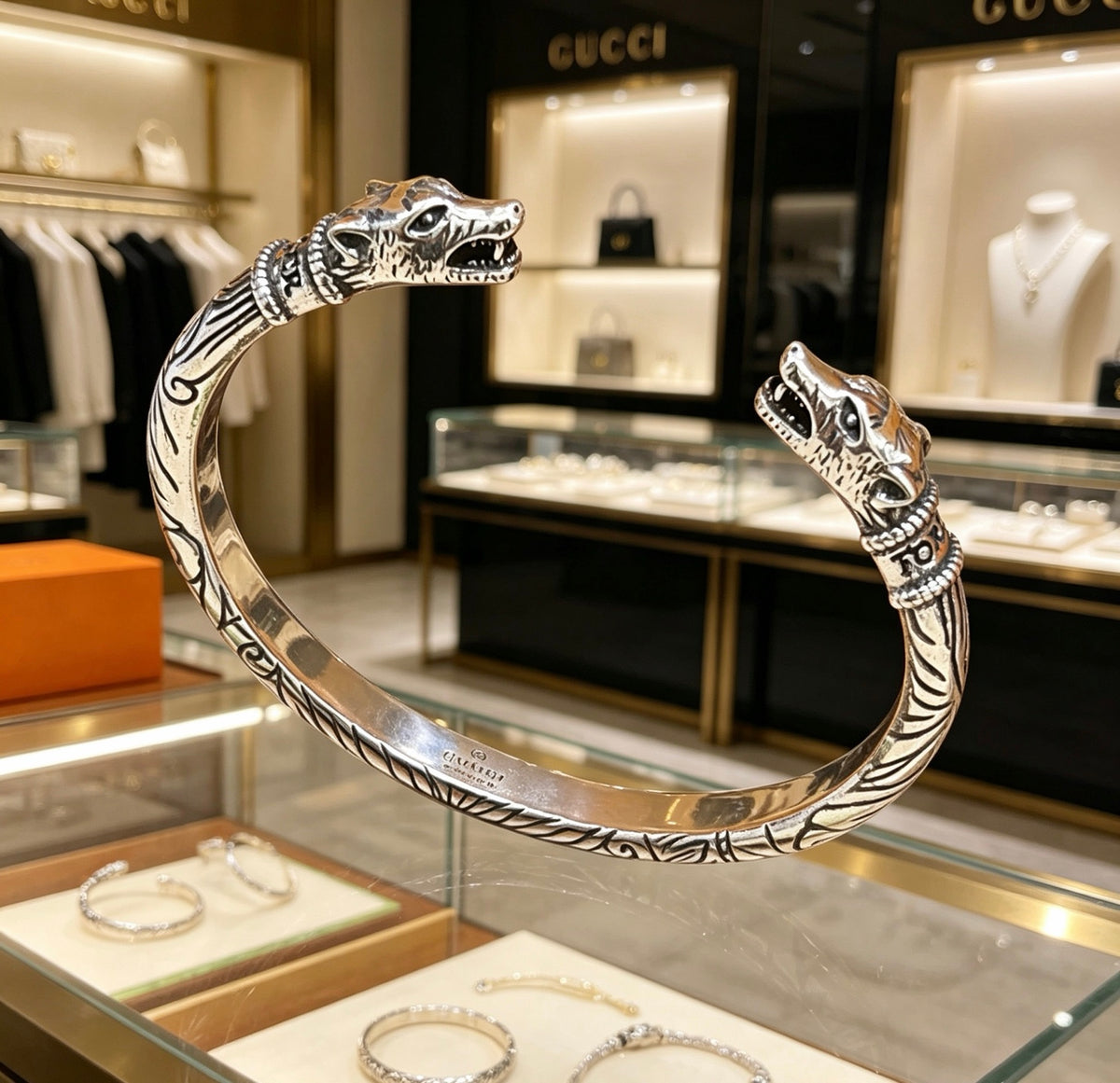 Double-G Emblem Bangle in Polished Metal-Tone – Design 015 side detail