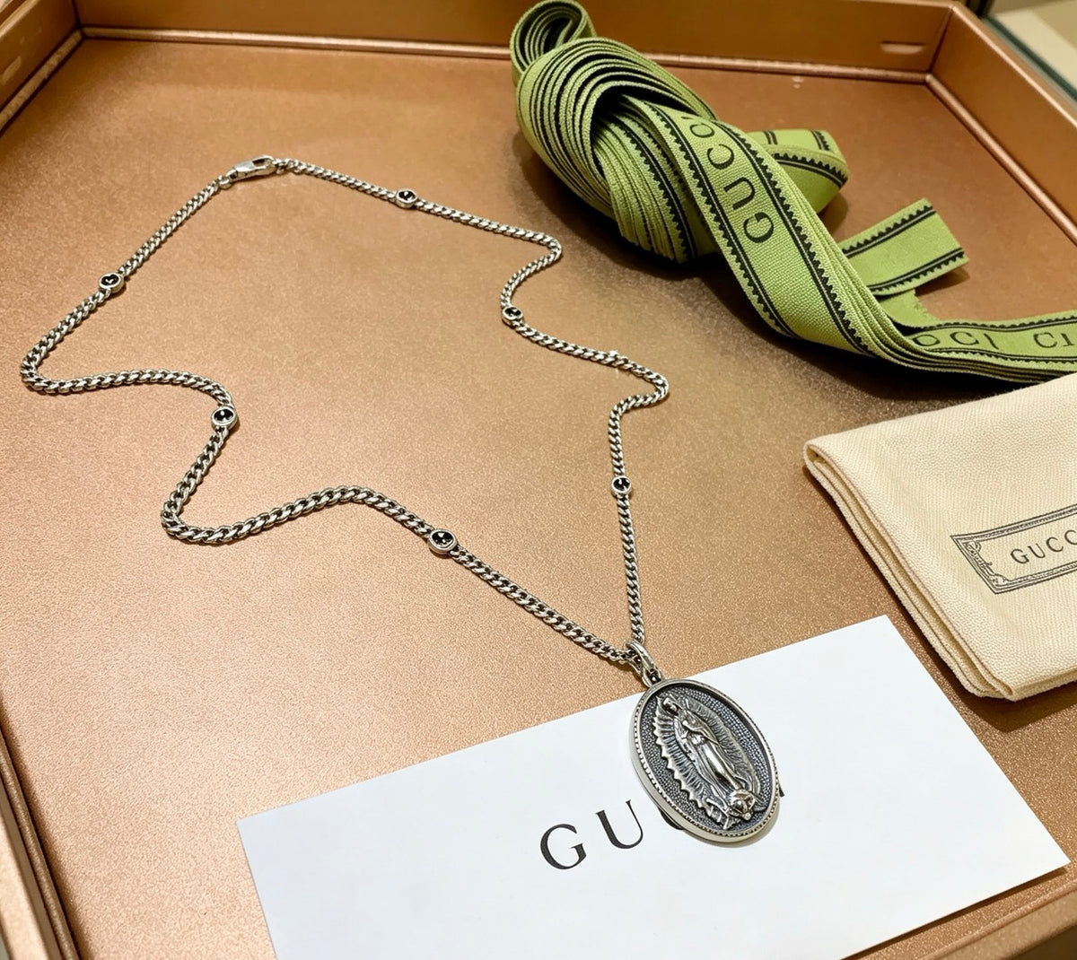 Double-G Emblem Pendant Necklace in Silver-Tone – Vintage Detail – Design 051 front product view
