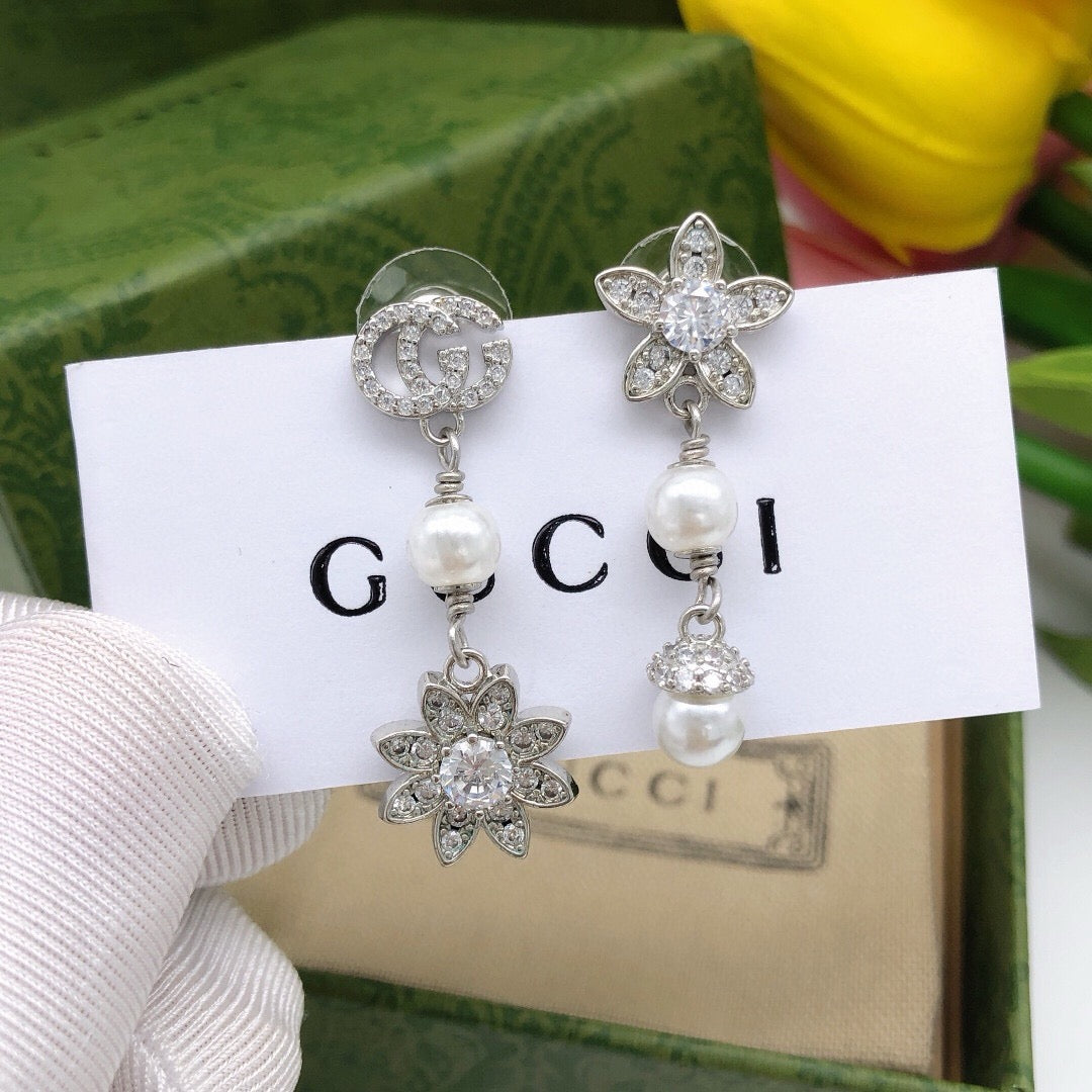 Floral Stud Earrings in Polished Metal-Tone – Design 006 main product view