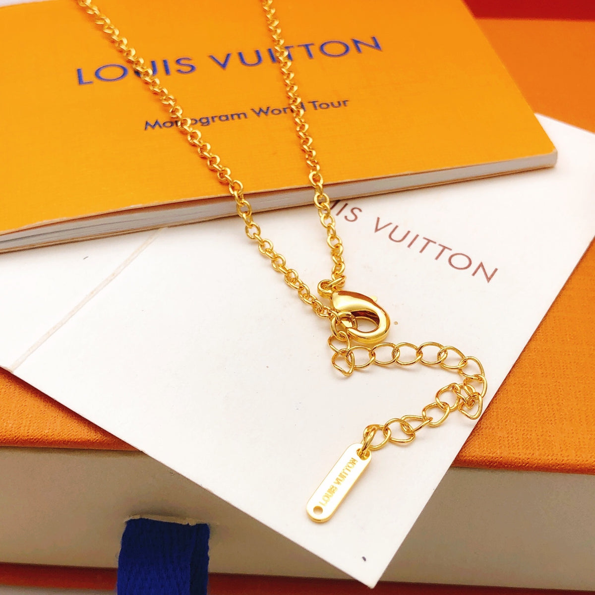 Lock Pendant Necklace in Gold-Tone – Design 002 detail view