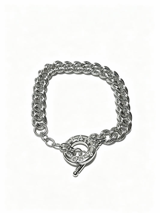 Signature Motif Bracelet in Silver-Tone – Vintage Detail – Design 80 main product view