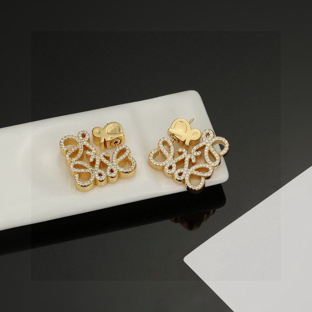 Floral Motif Stud Earrings in Polished Metal-Tone – Design 02 main product view