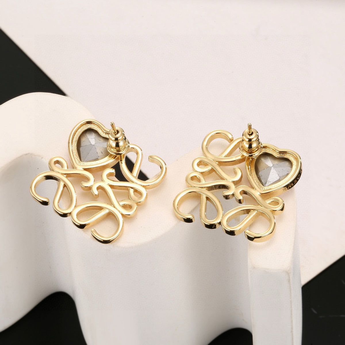 Graphic Emblem Jewelry Accessory in Gold-Tone – Design 03 detail view