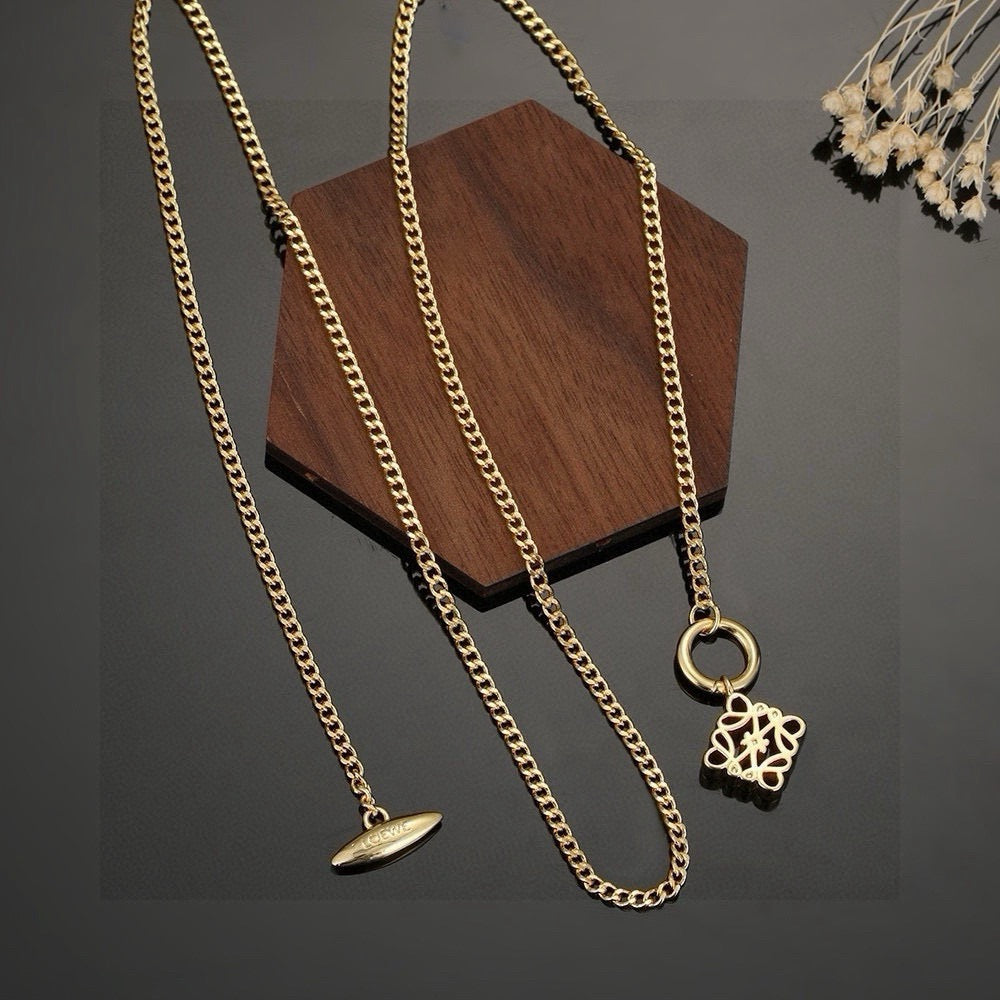 Floral Motif Pendant Necklace in Silver-Tone – Design 01 main product view