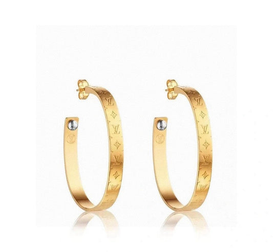 Letter Emblem Stud Earrings in Polished Metal-Tone – Design 037 main product view
