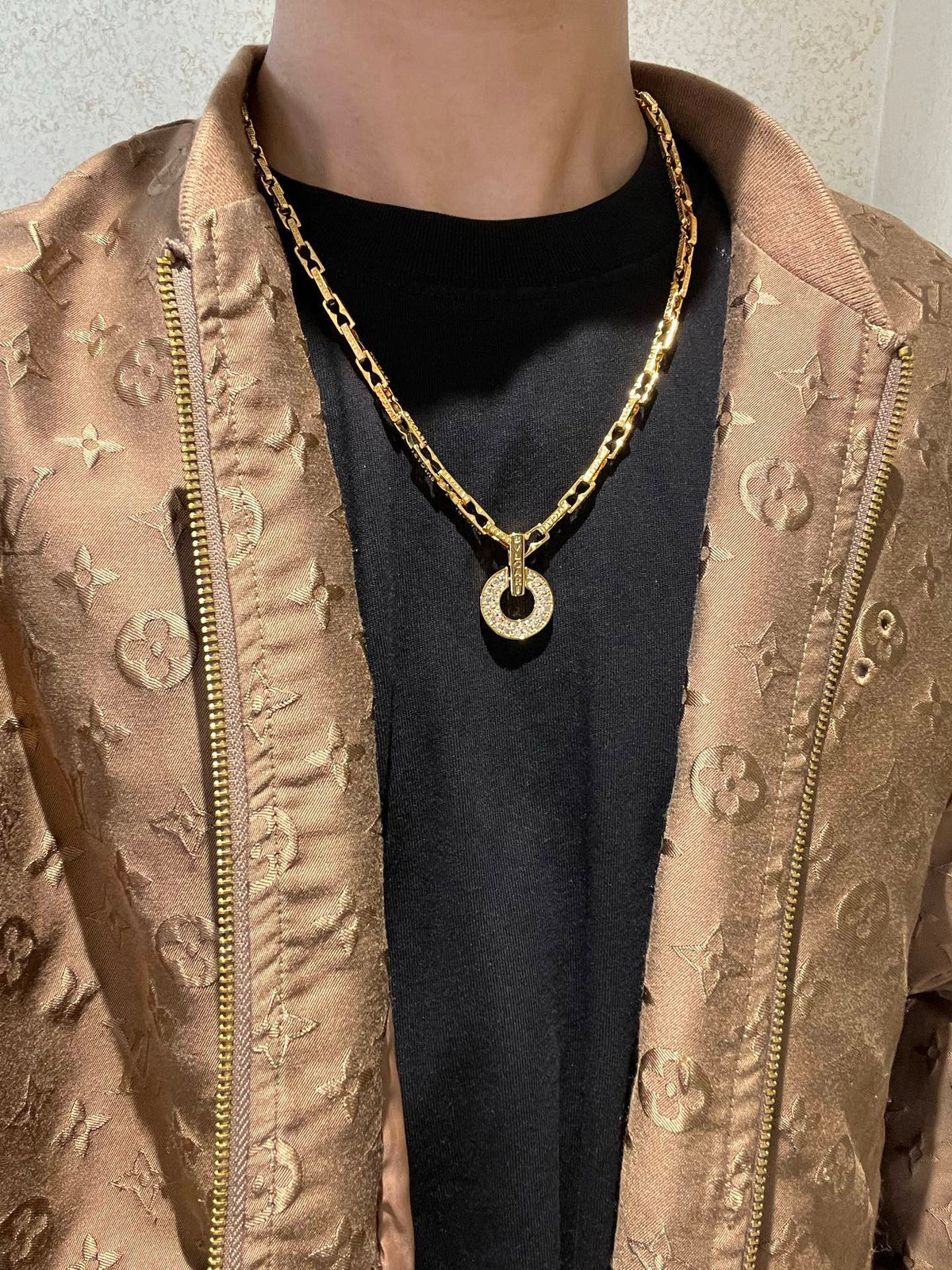 Geometric Emblem Statement Ring in Gold-Tone – Design 048 detail view