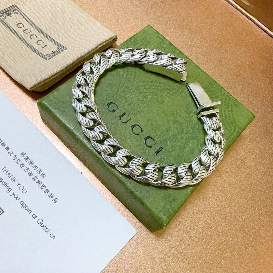Geometric Emblem Bracelet in Polished Metal-Tone – Design 045 close-up detail