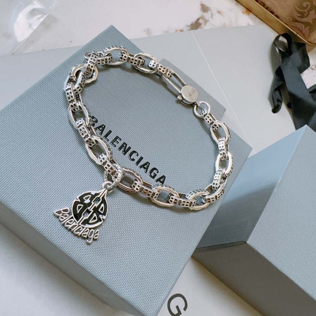 Geometric Emblem Bracelet in Polished Metal-Tone – Design 036 front product view