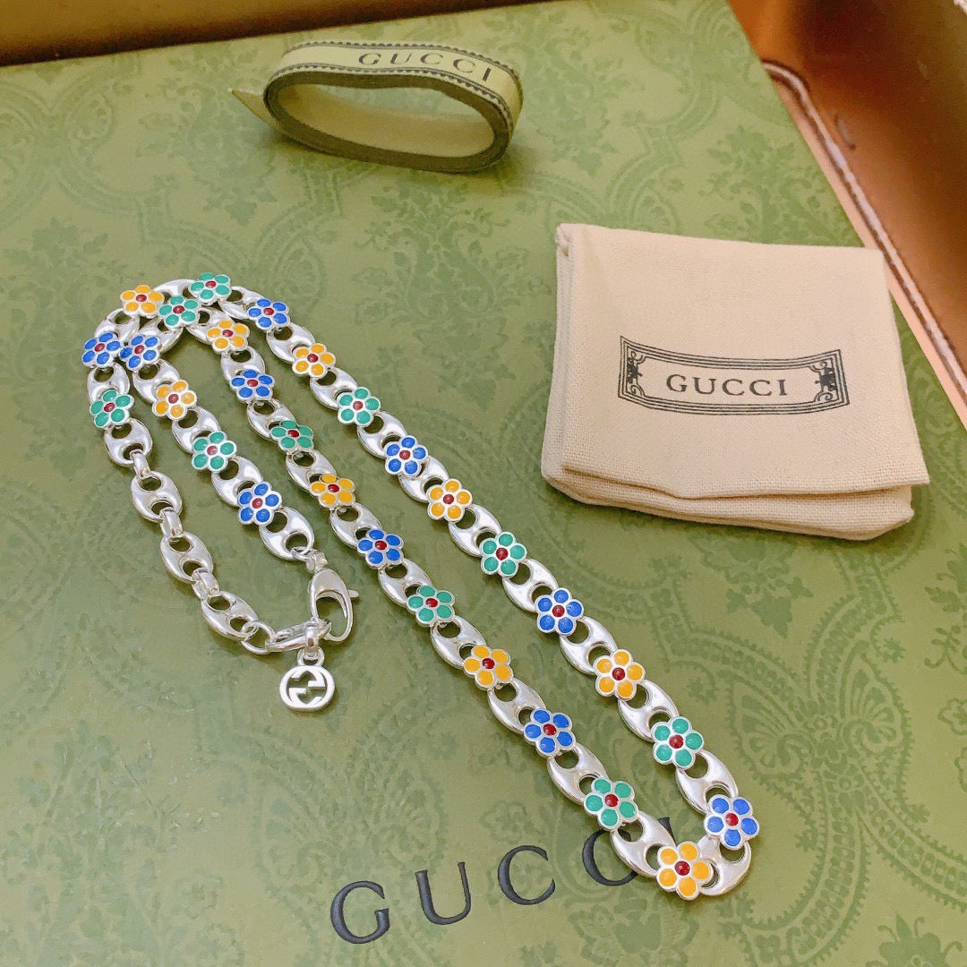 Double-G Emblem Pendant Necklace in Polished Metal-Tone – Design 202 detail view