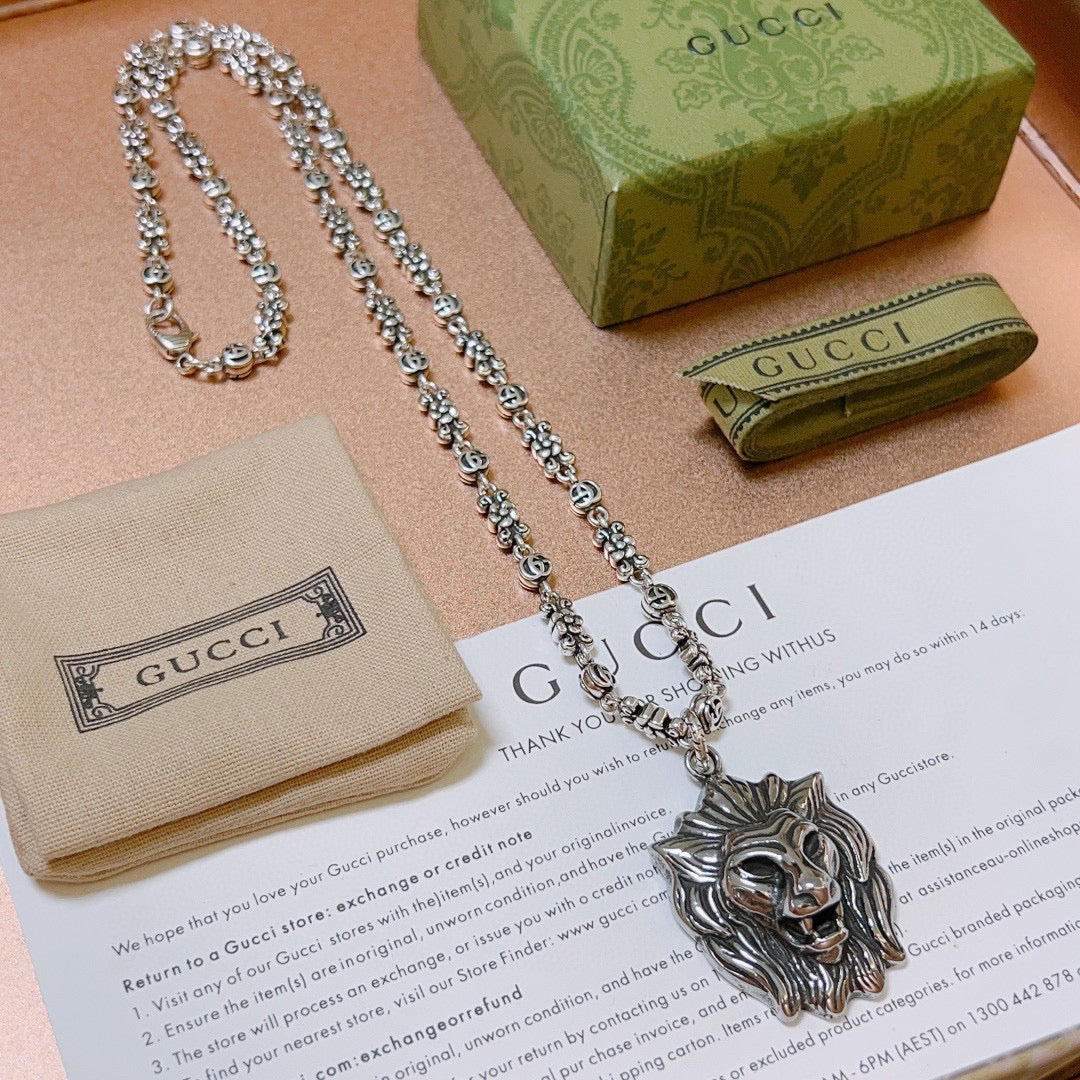 Chain Pendant Necklace in Polished Metal-Tone – Vintage Detail – Design 005 front product view