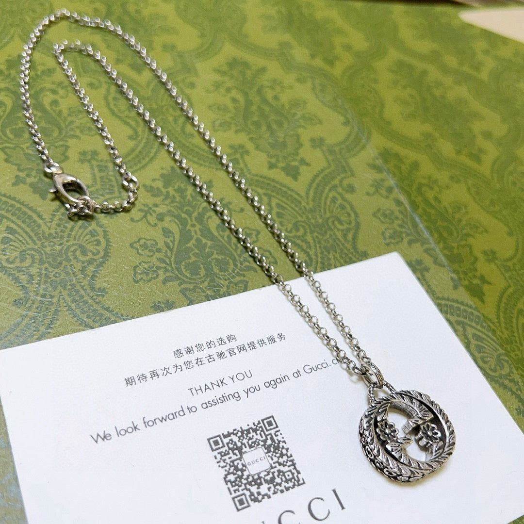 Double-G Emblem Pendant Necklace in Polished Metal-Tone – Design 094 main product view