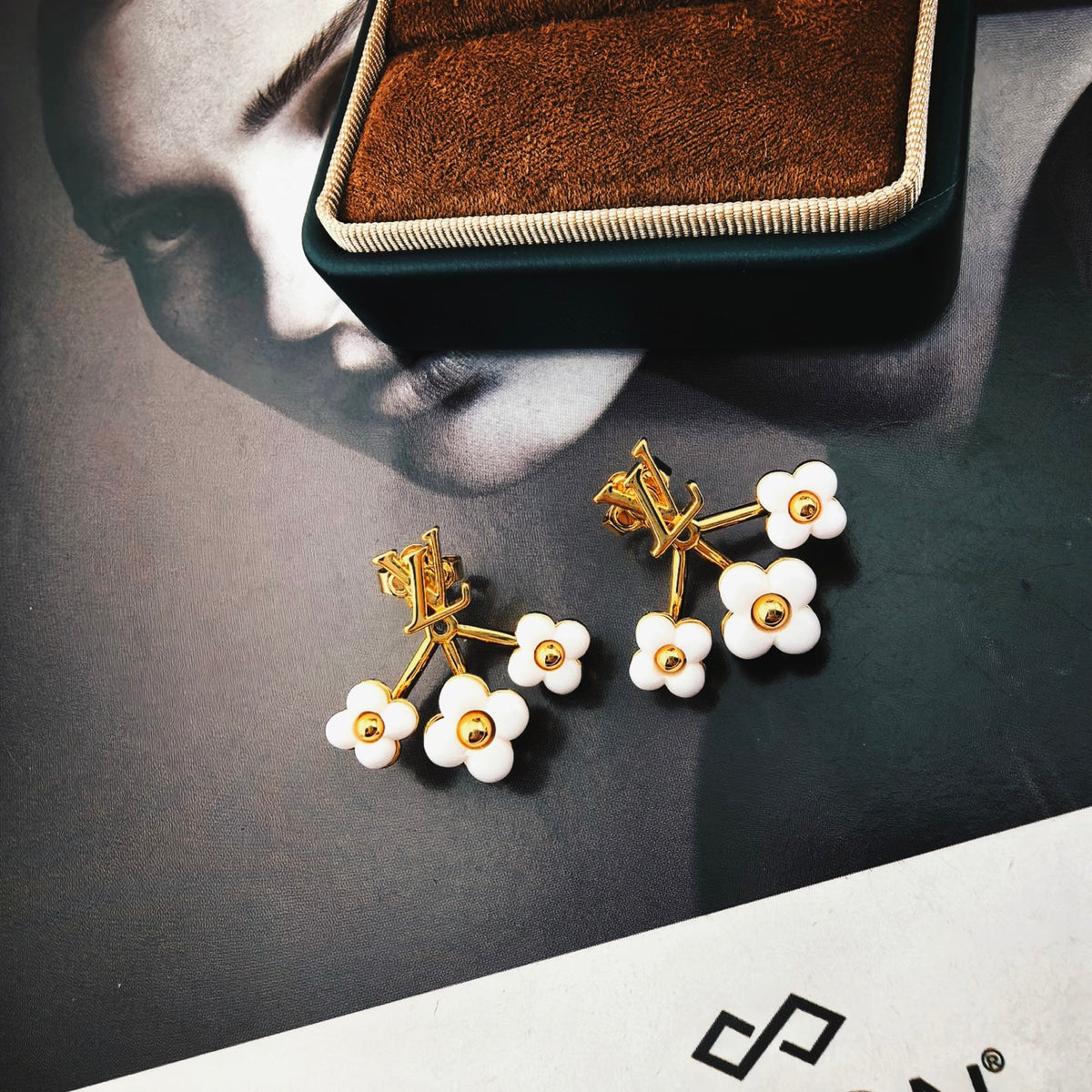Geometric Emblem Stud Earrings in Polished Metal-Tone – Design 041 main product view