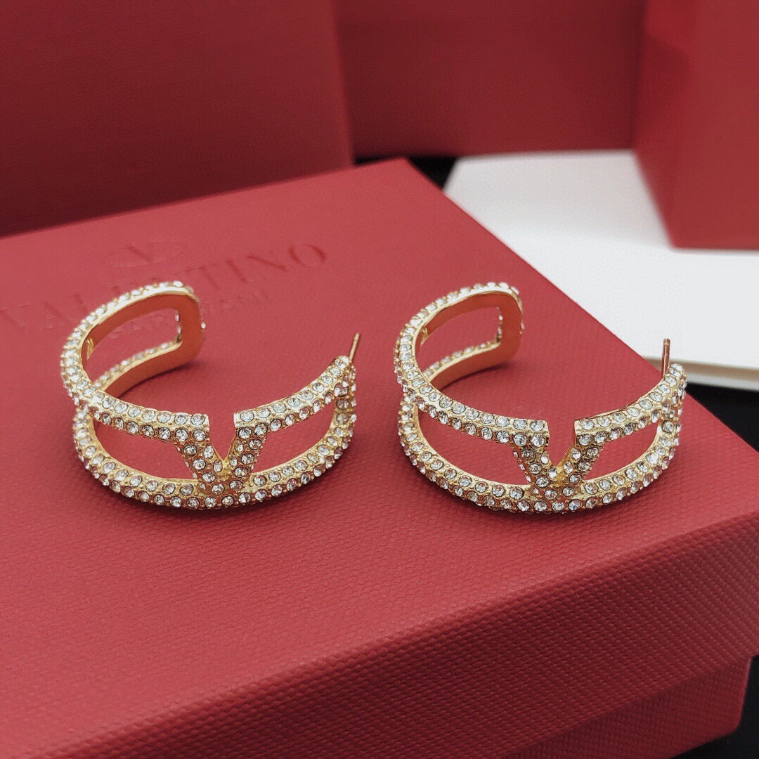 Moon Crystal-Accent Statement Earrings – Design 03 styled detail