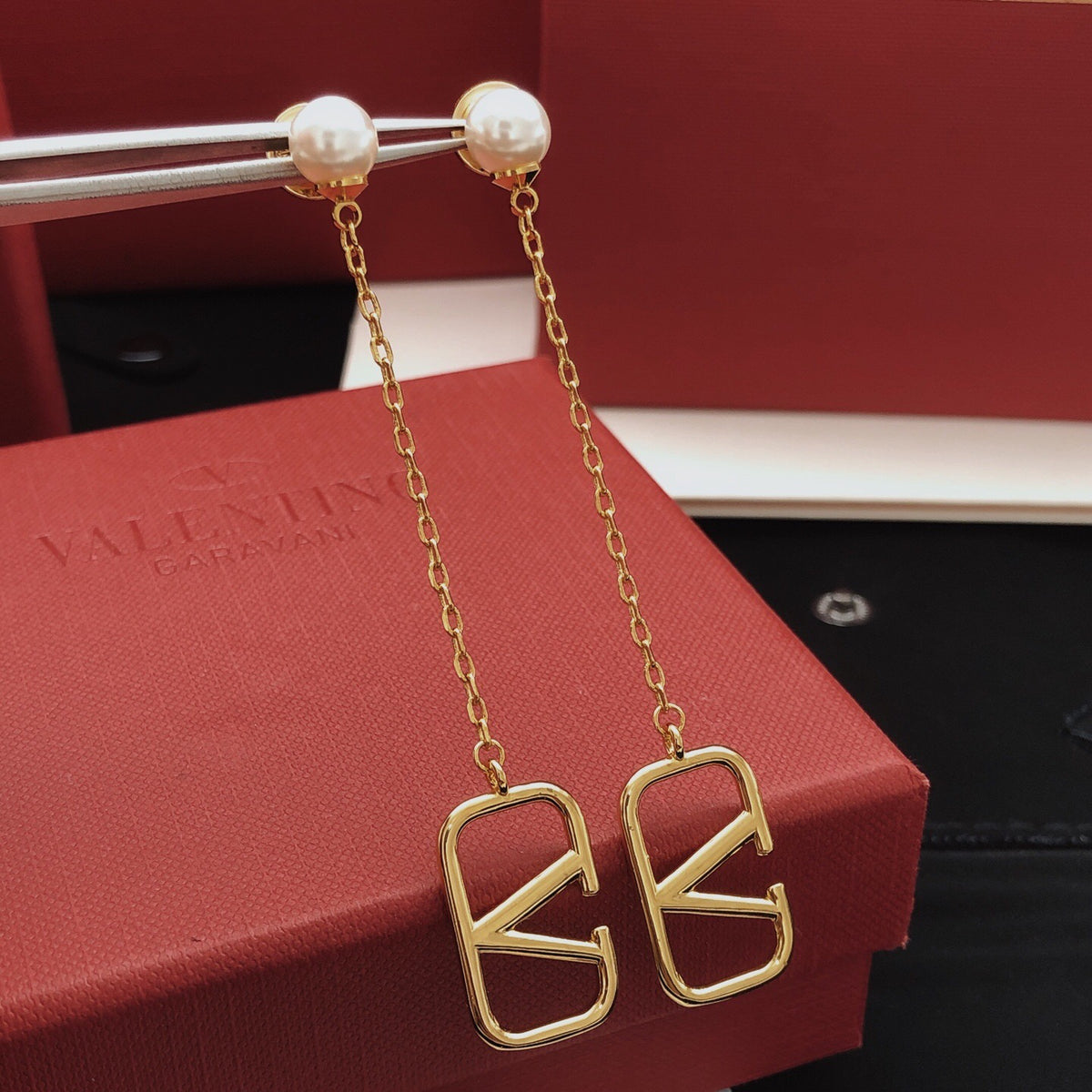 Signature Emblem Stud Earrings in Gold-Tone – Design 05 detail view