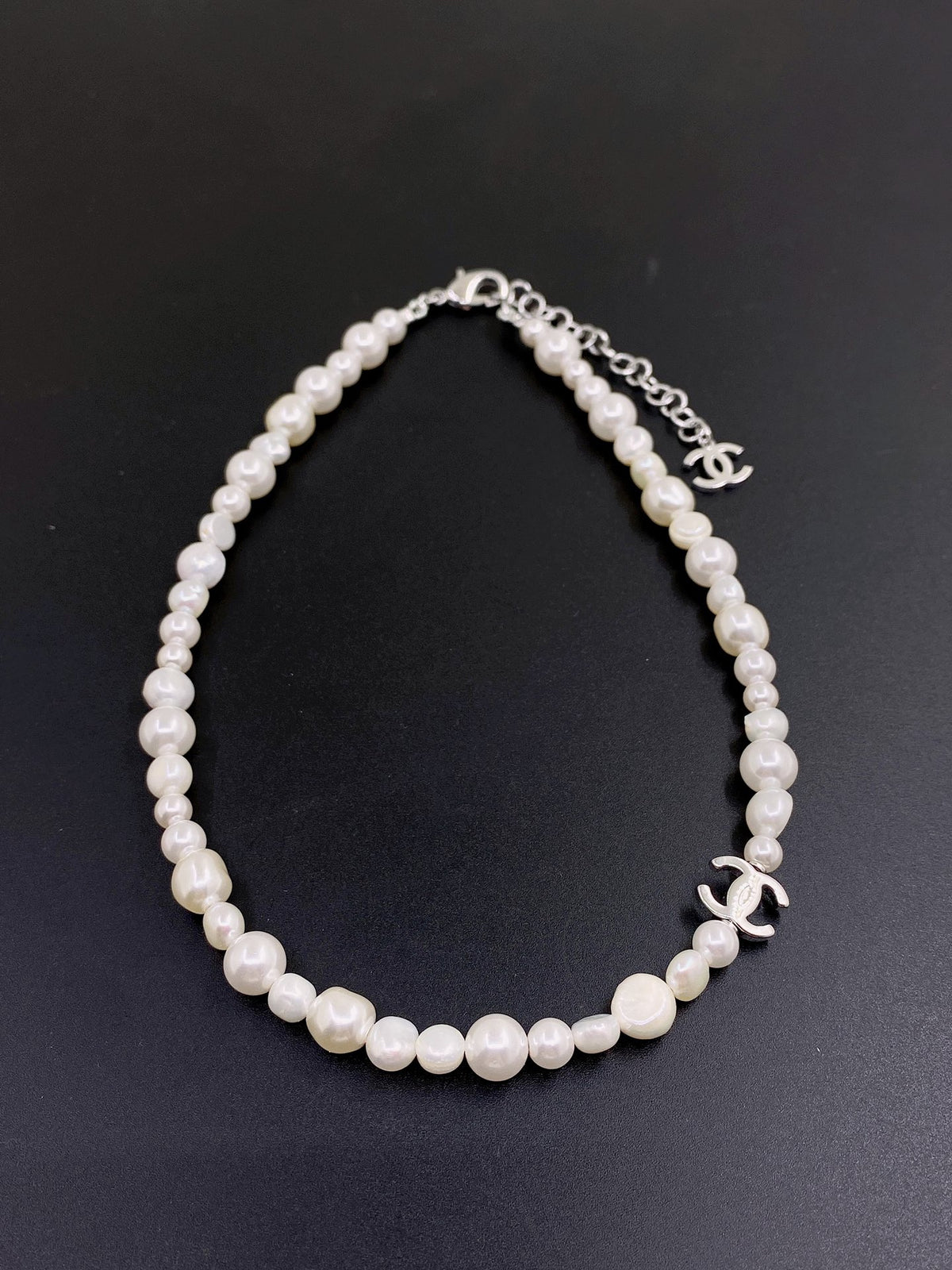 Pearl Pearl-Detail Pendant Necklace – Pearl Detail – Design 031 main product view