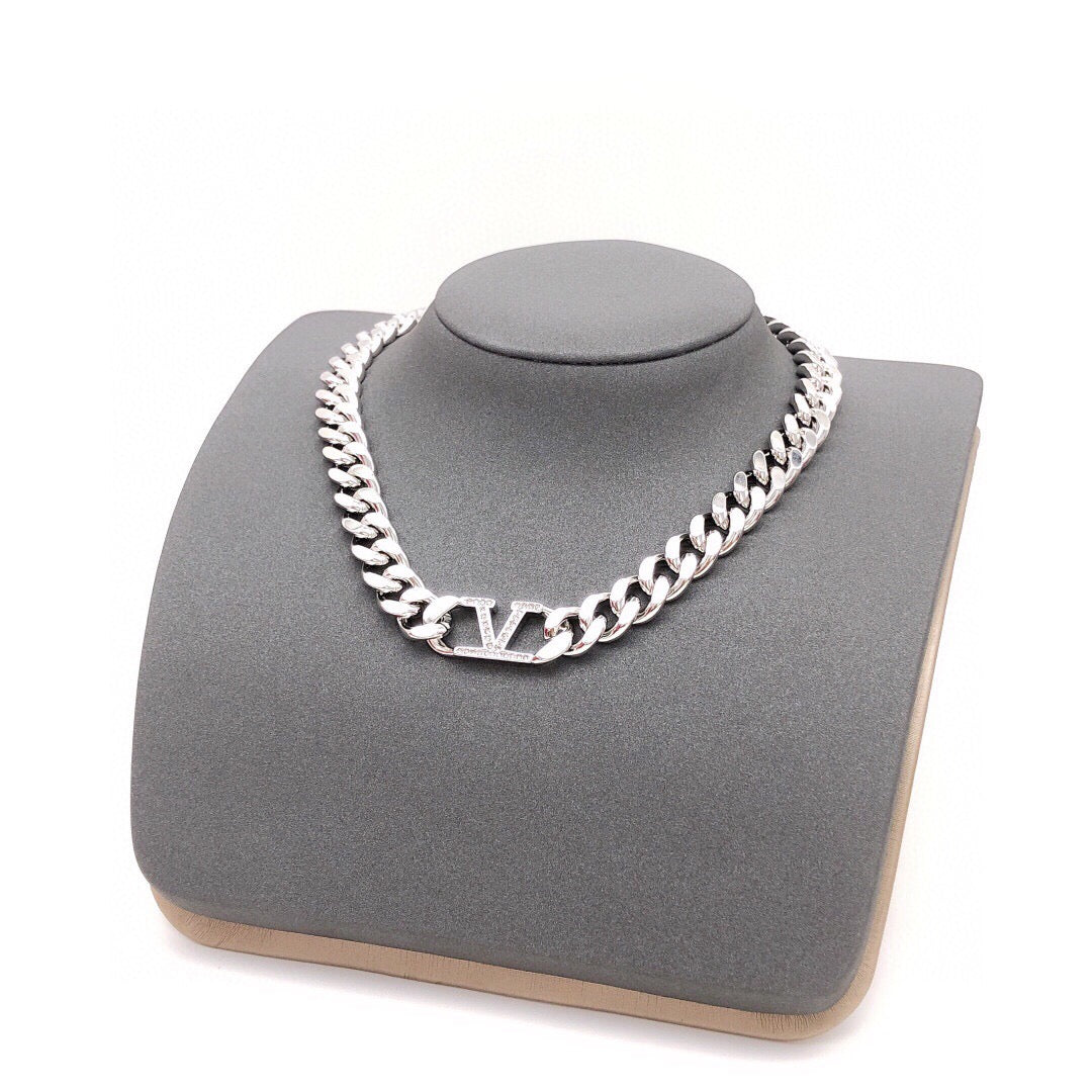 Signature Emblem Jewelry Accessory – Design 01 detail view