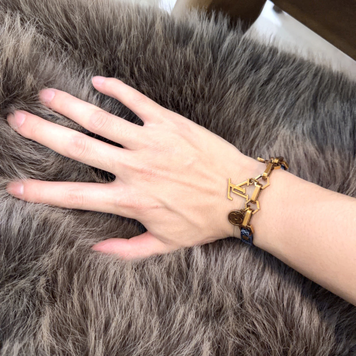 Geometric Emblem Leather-Detail Bracelet – Leather Detail – Design 014 styled product view