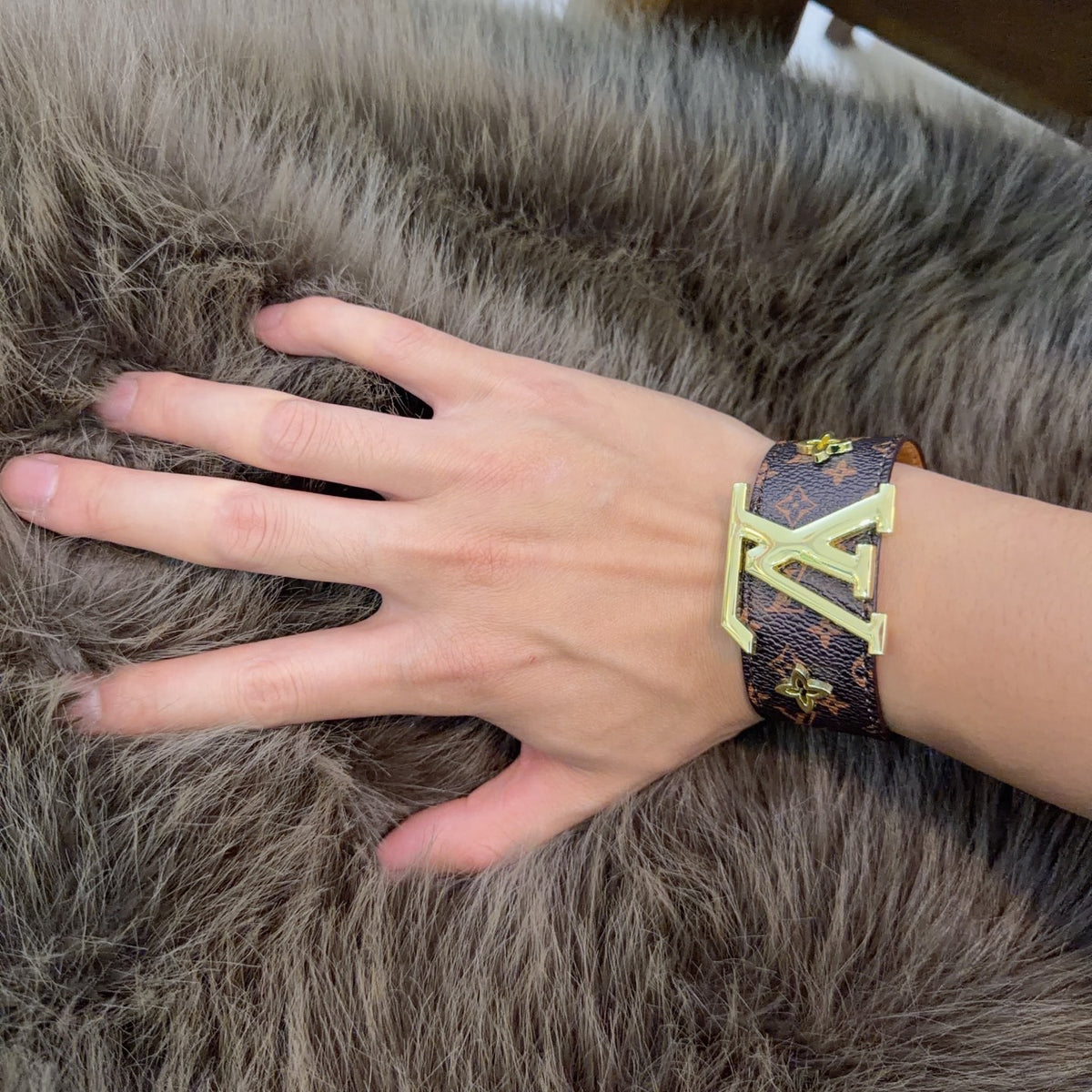 Geometric Emblem Leather-Detail Bracelet – Leather Detail – Design 015 main product view