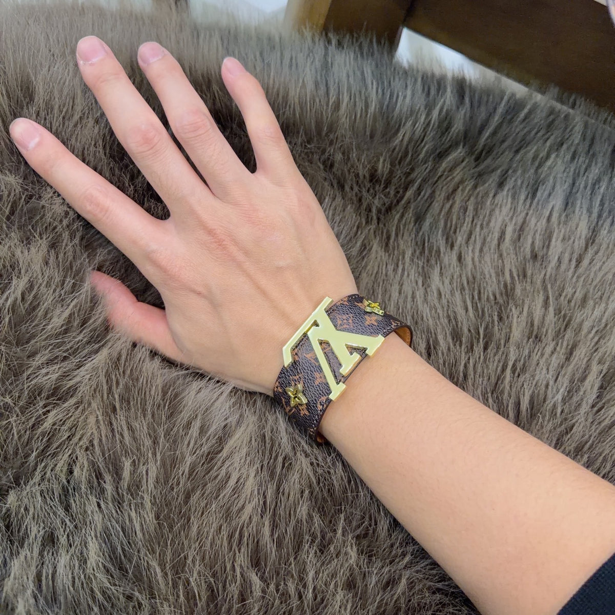 Geometric Emblem Leather-Detail Bracelet – Leather Detail – Design 015 front product view